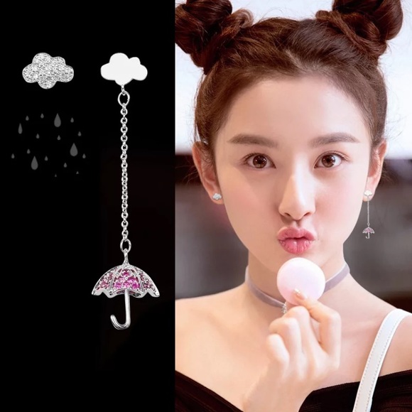 Asymmetrical Umbrella Cloud Sterling Silver Stud - Picture 2 of 4